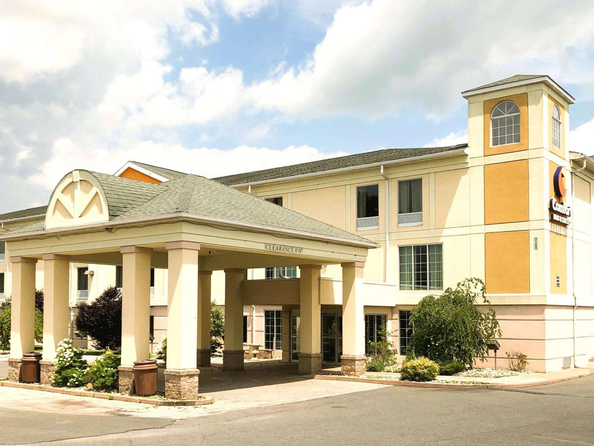 Comfort Inn & Suites Mount Pocono Buitenkant foto